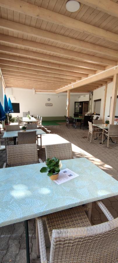 Gasthaus Pension Rezatgrund Windsbach Extérieur photo