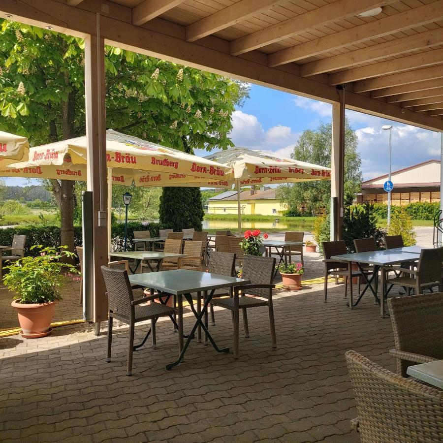 Gasthaus Pension Rezatgrund Windsbach Extérieur photo